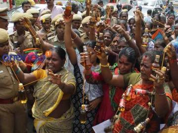 tamil dalit women in an anti liquor protest