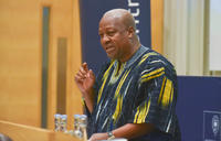 president mahama addressing the audience