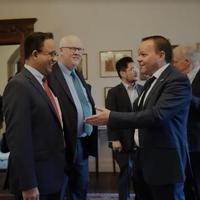 governor of jakarta visits osga