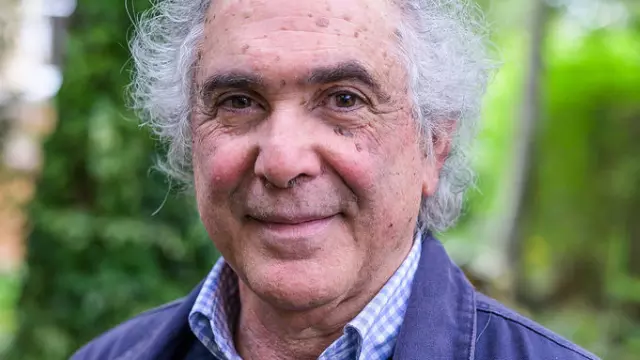 Professor Eduardo Posada Carbo