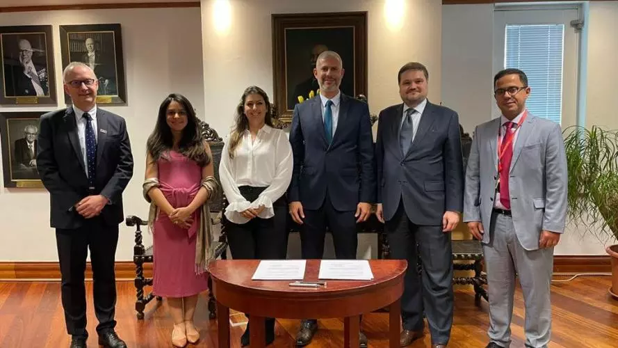 new international cooperation  lac and capes  brazil