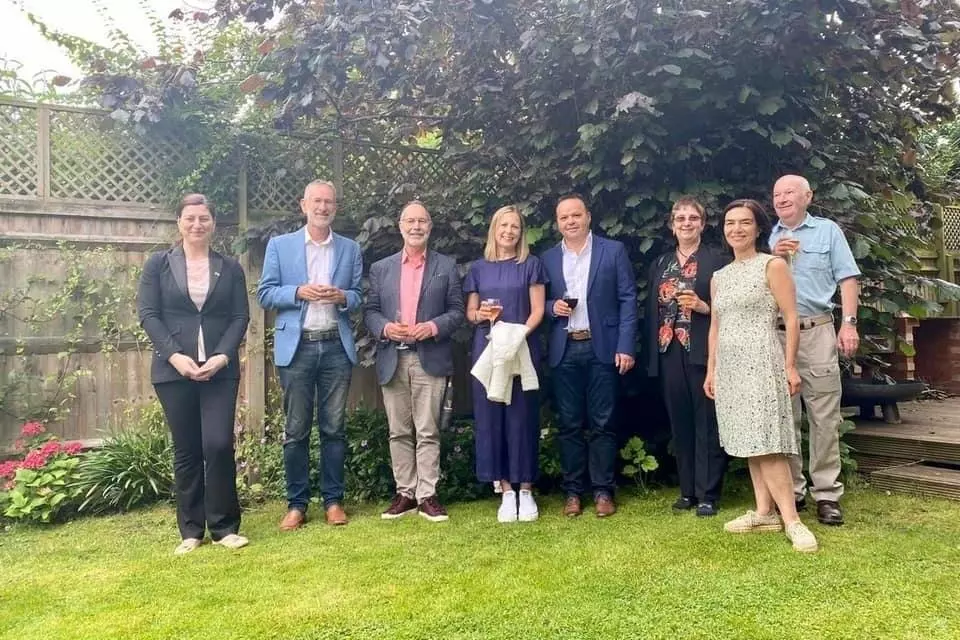 members of oxfords georgian programme with the georgian ambassador